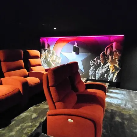 L'experience Cinema Ultime شقة *